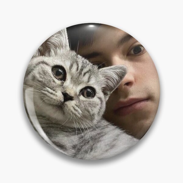 GeorgeNotFound with his cat Pin RB0906 product Offical GeorgeNotFound Merch